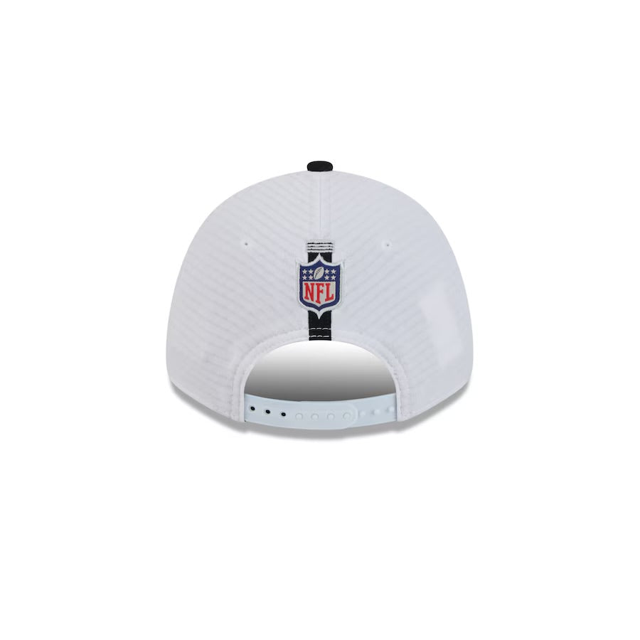 Las Vegas Raiders Hat - Training Camp Collection 2-Tone 9Forty NFL Stretch Snapback Cap - New Era